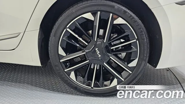 Kia K8 Signature — Фото автомобиля 5