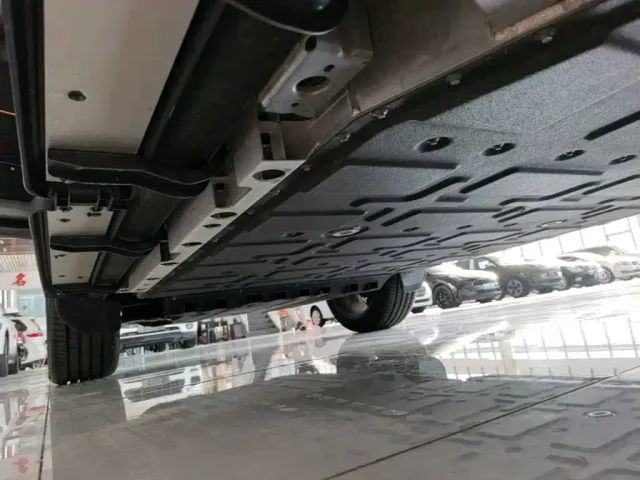 iCAR V23 — Фото автомобиля 21