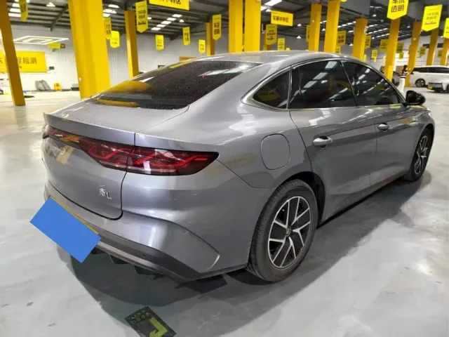BYD Qin L — Фото автомобиля 3