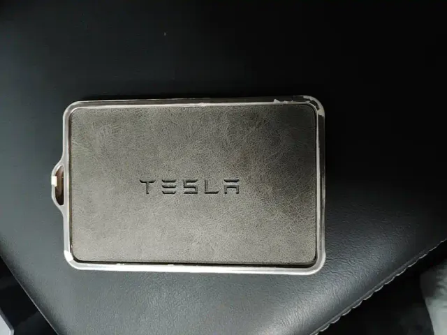Tesla Model Y — Фото автомобиля 8