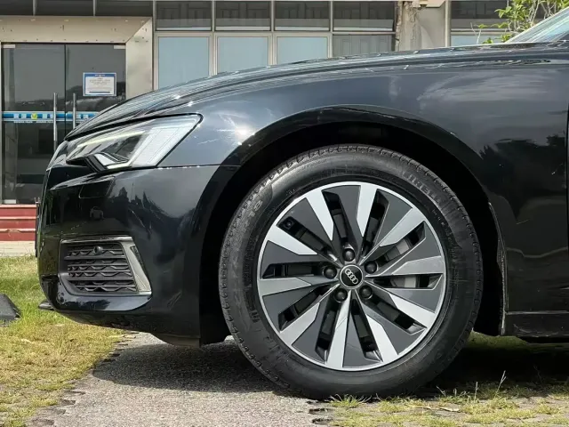 Audi Audi A6L 2022 45 TFSI Premium Elegance — Фото автомобиля 21