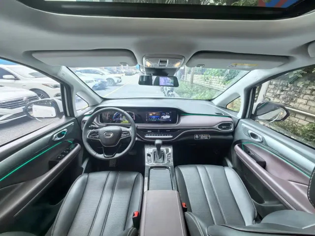 GAC Trumpchi M6 — Фото автомобиля 17