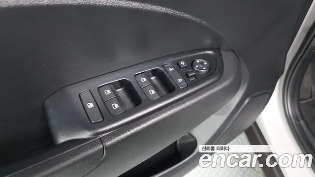 Hyundai Venue Venue 1.6 Premium — Фото автомобиля 28