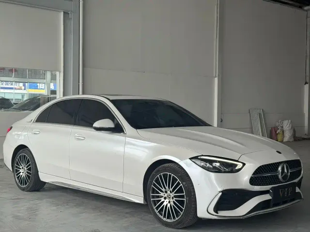 Mercedes-Benz C-Class — Фото автомобиля 3