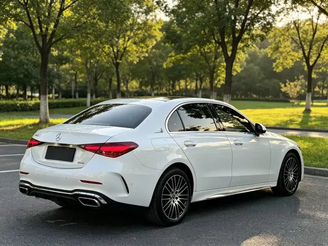 Mercedes-Benz C-Class — Фото автомобиля 4
