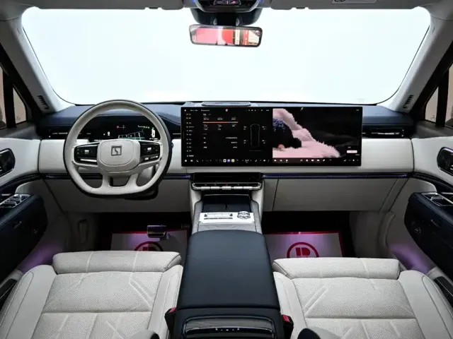 ZEEKR Zeekr 9X 2025 model Ultra Edition 70kWh — Фото автомобиля 16
