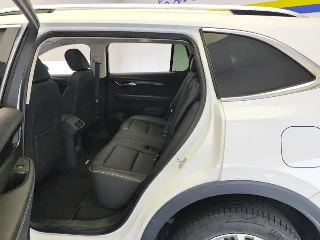 Buick Envision Plus — Фото автомобиля 11