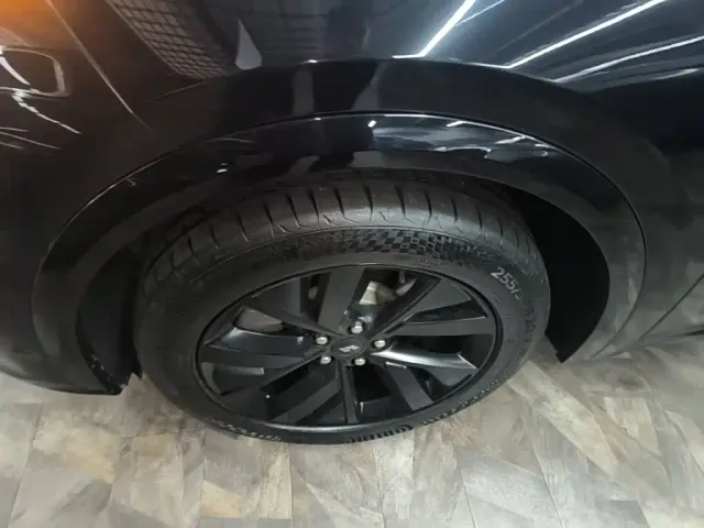 Li Auto L7 — Фото автомобиля 22