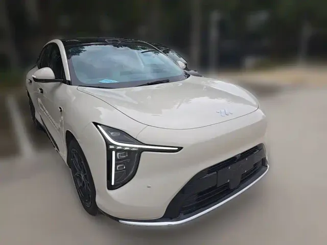 IM Motors LS6 — Фото автомобиля 5