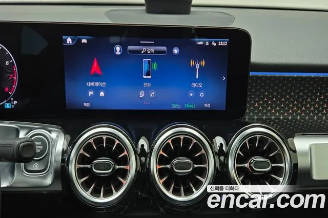 Mercedes-Benz GLB-Class — Фото автомобиля 16