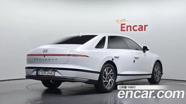 Hyundai Grandeur GN7 — Фото автомобиля 2