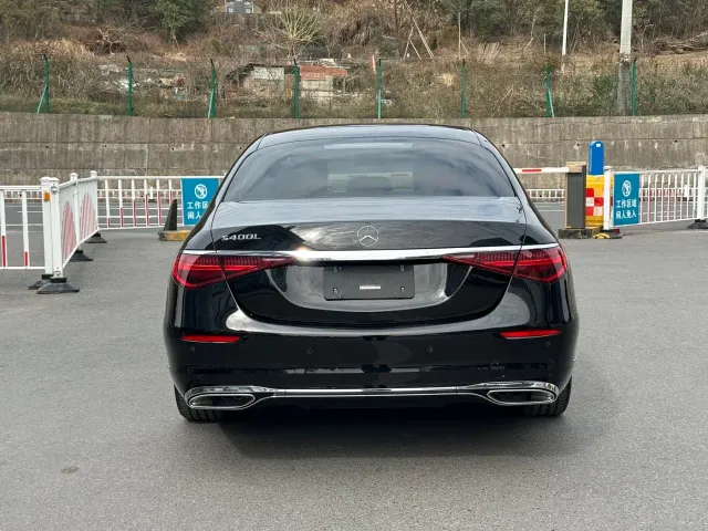 Mercedes-Benz S-Class — Фото автомобиля 16