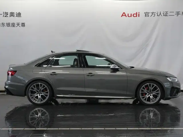 Audi S4 — Фото автомобиля 4