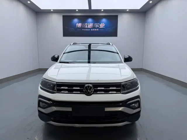 Volkswagen T-Cross — Фото автомобиля 2