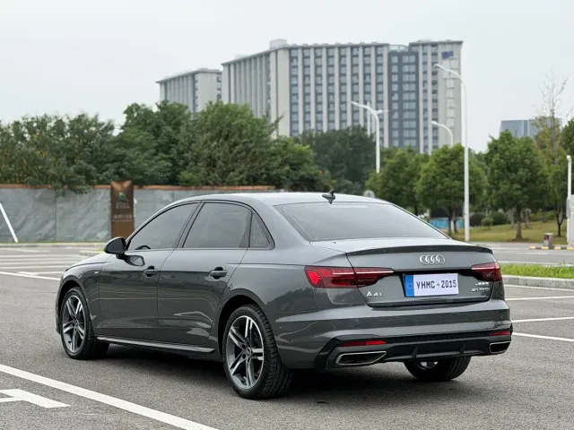 Audi A4L — Фото автомобиля 19