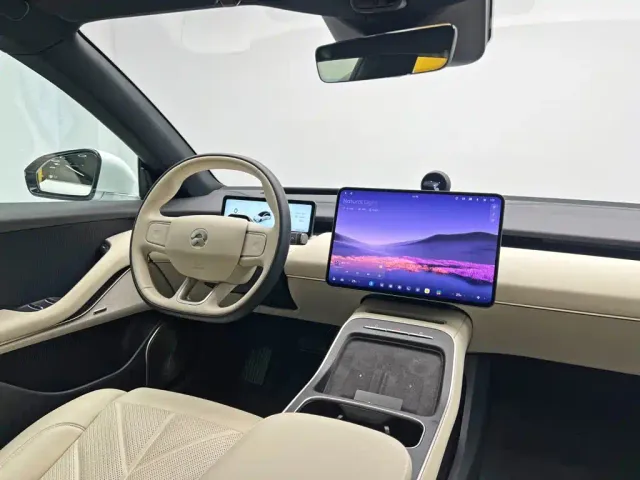 Nio ET5 — Фото автомобиля 27