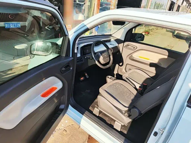 Wuling Hongguang Mini EV — Фото автомобиля 15