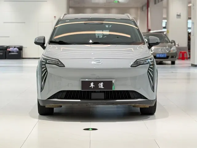 GAC Aion Y — Фото автомобиля 2