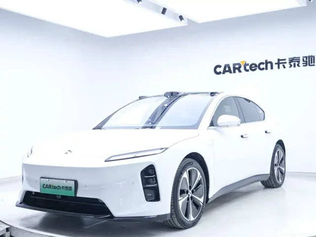 Nio ET5 — Фото автомобиля 6