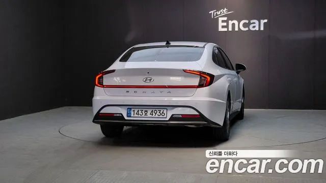 Hyundai Sonata Sonata (DN8) 2.0 LPG(Для проката) — Фото автомобиля 4