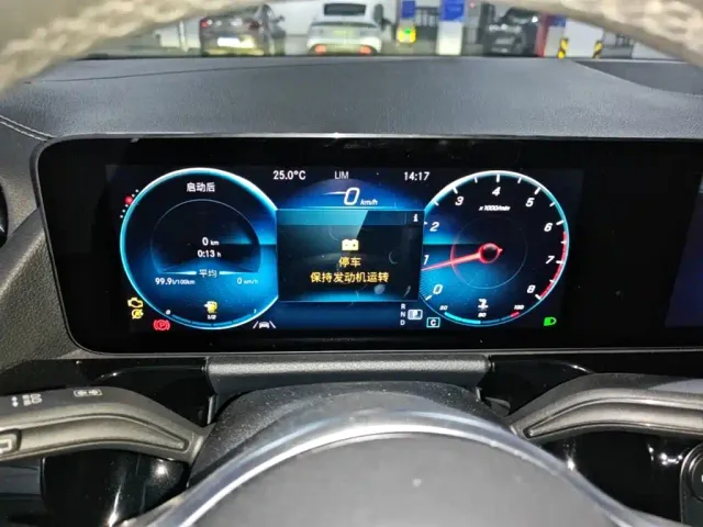 Mercedes-Benz GLA-Class — Фото автомобиля 15