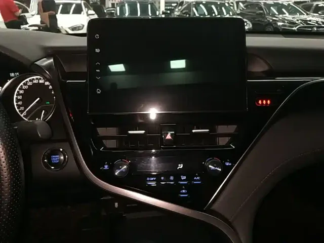Toyota Camry 2021 2.0G Luxury Edition — Фото автомобиля 12