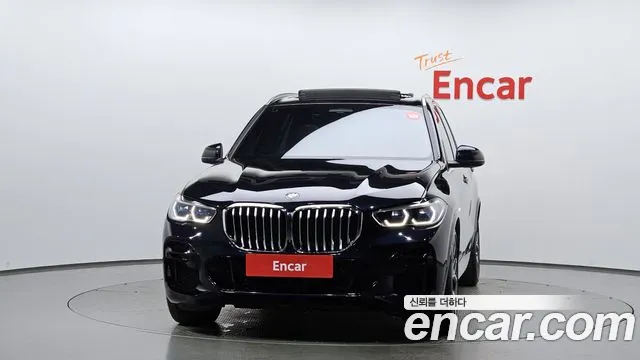 BMW X5 — Фото автомобиля 3