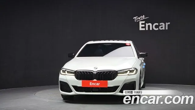 BMW 5-Series — Фото автомобиля 3