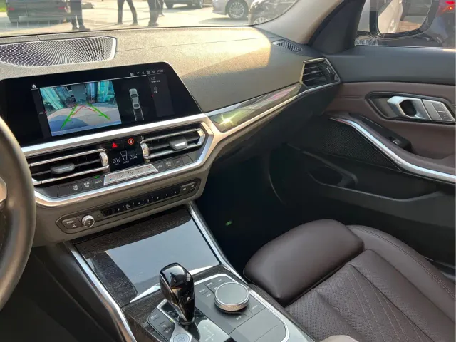 BMW 3 Series — Фото автомобиля 15