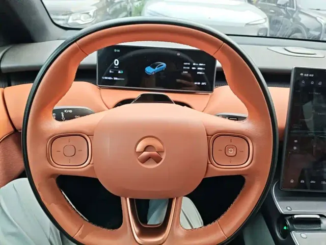 NIO NIO ET5 2022 100kWh — Фото автомобиля 6
