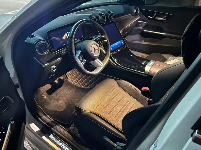 Mercedes-Benz C-Class — Фото автомобиля 10