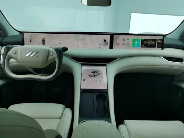 IM Motors LS6 — Фото автомобиля 12