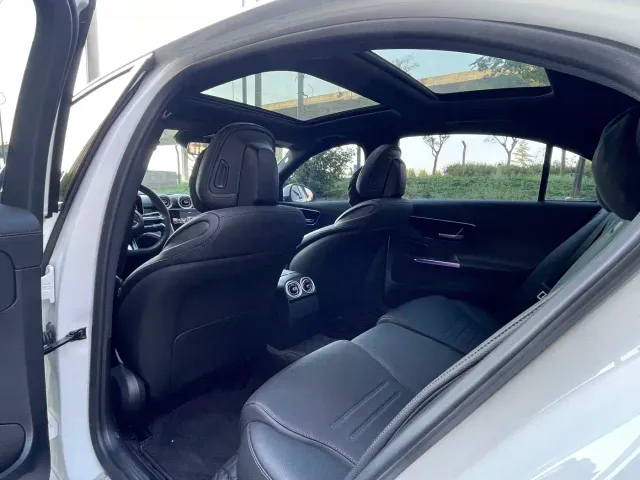 Mercedes-Benz C-Class — Фото автомобиля 7