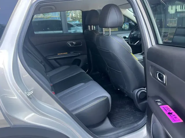 Changan Qiyuan Q05 — Фото автомобиля 7