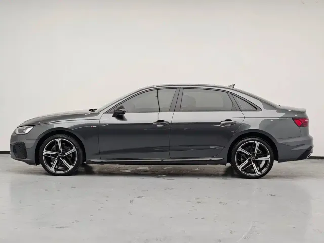 Audi A4L — Фото автомобиля 16