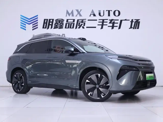BYD Tang L — Фото автомобиля 5