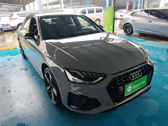 Audi A4L — Фото автомобиля 3
