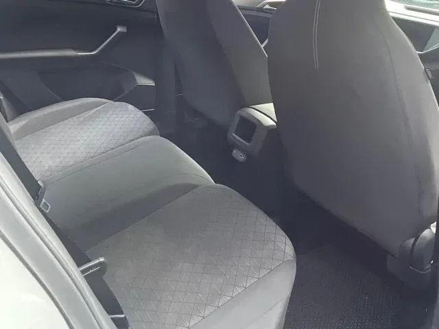 Volkswagen T-Cross — Фото автомобиля 16
