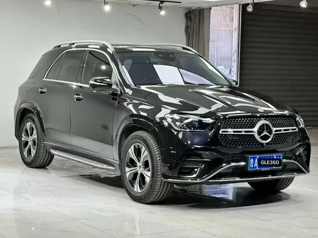 Mercedes-Benz GLE-Class — Фото автомобиля 3