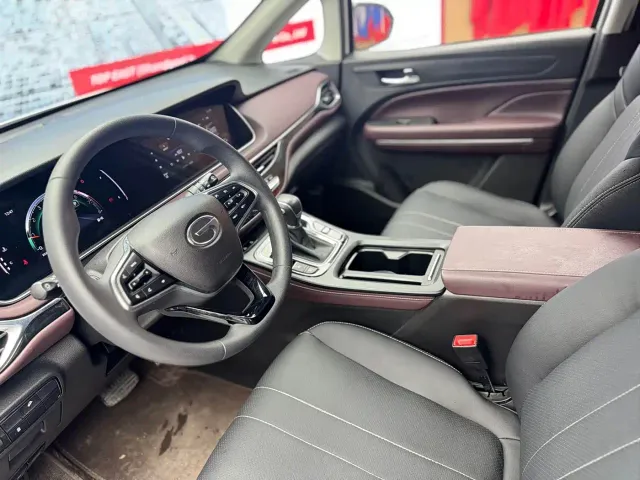 GAC Trumpchi M6 — Фото автомобиля 10
