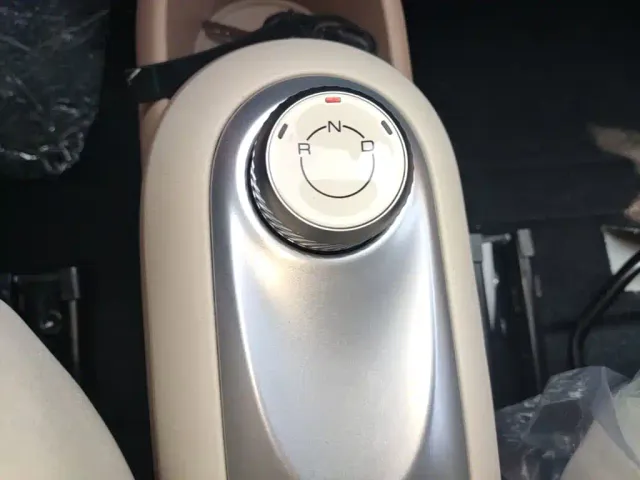 Wuling Hongguang Mini EV — Фото автомобиля 13