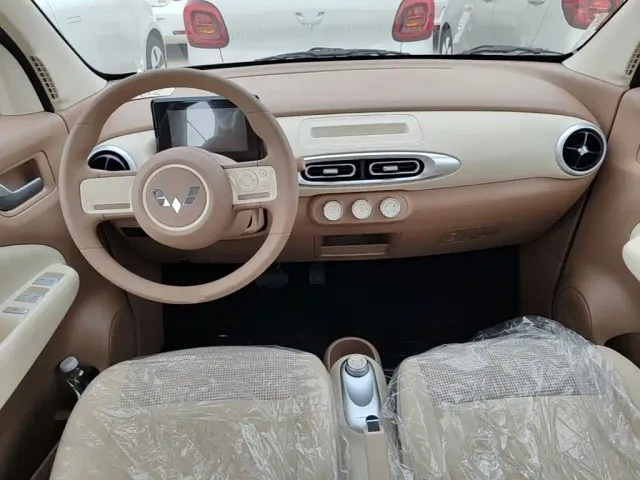 Wuling Hongguang Mini EV — Фото автомобиля 9