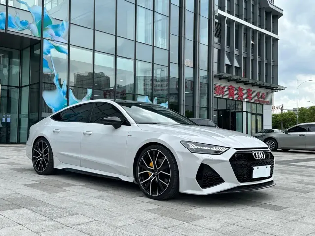 Audi A7 — Фото автомобиля 3
