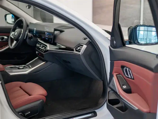 BMW 3 Series — Фото автомобиля 19