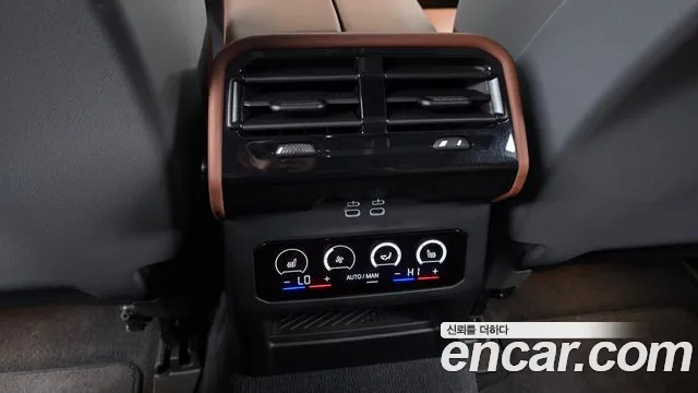BMW 5 Series G60 — Фото автомобиля 24