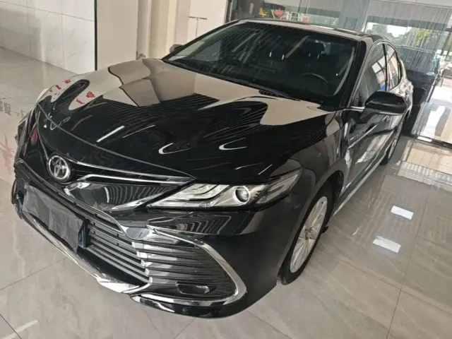Фотография автомобиля — Toyota Camry