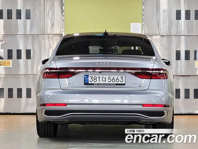 Audi A8 55 TFSI quattro LWB — Фото автомобиля 4
