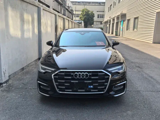 Audi A6L — Фото автомобиля 4