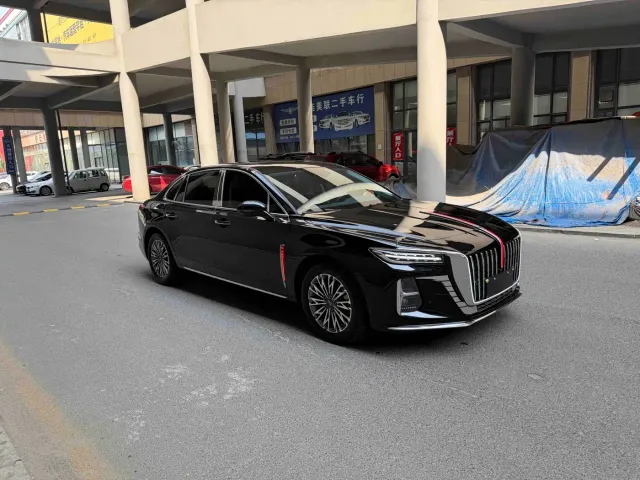 Hongqi H5 — Фото автомобиля 3