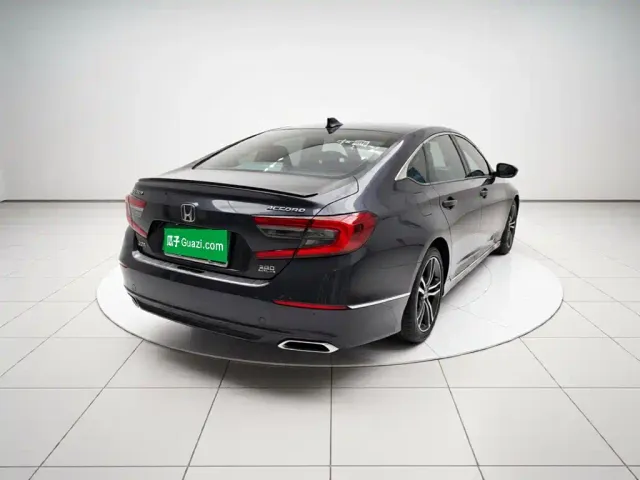 Honda Accord — Фото автомобиля 6